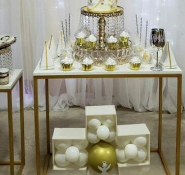 mesa de dulces para eventos religioso